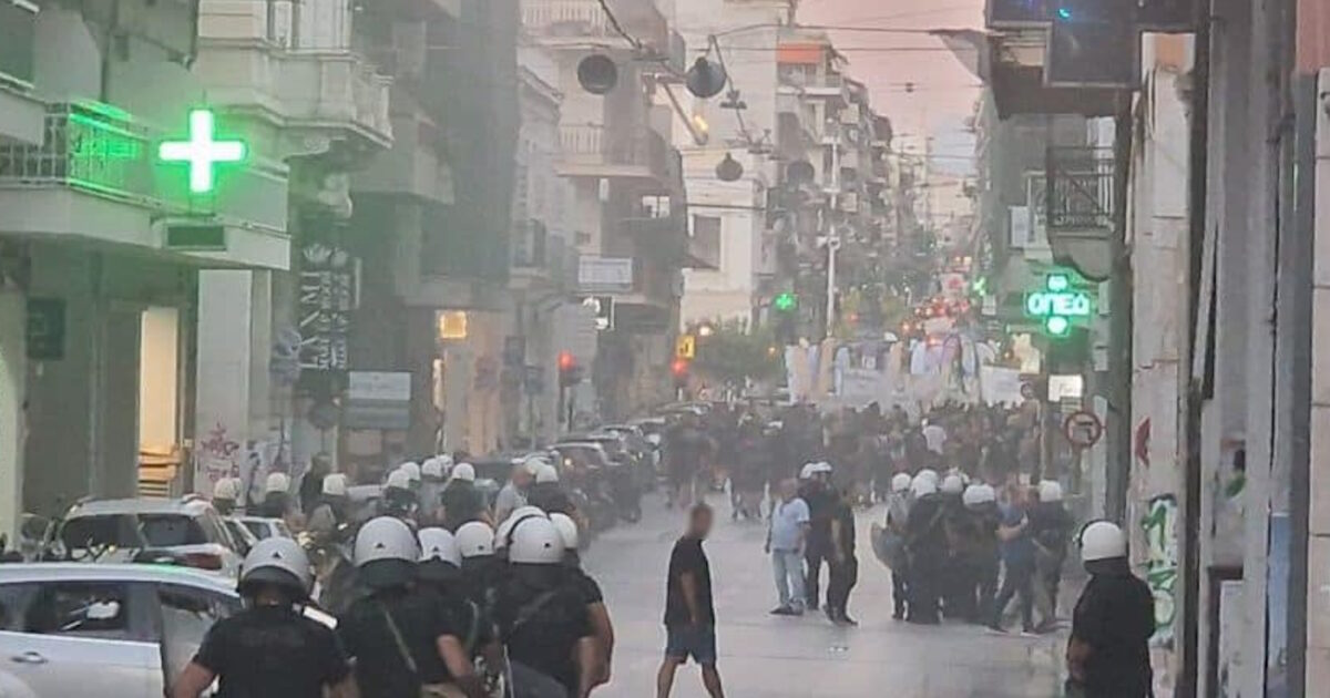 Paul Fyssas: tension and tear gas in Patras on the march for the anniversary of his murder