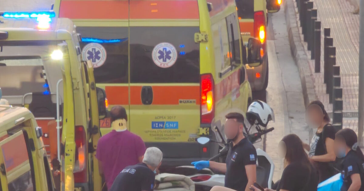 Rolling in Piraeus: Bus collided with tram – 30 passengers injured