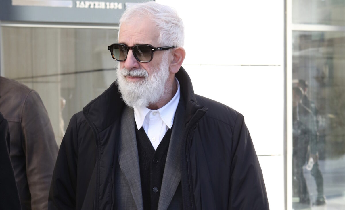 Πέτρος Φιλιππίδης