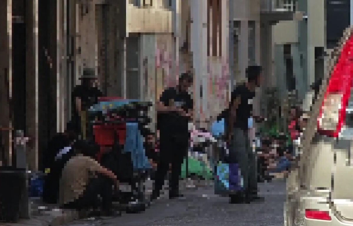 Στην πιάτσα ναρκομανών της Ιεροθέου