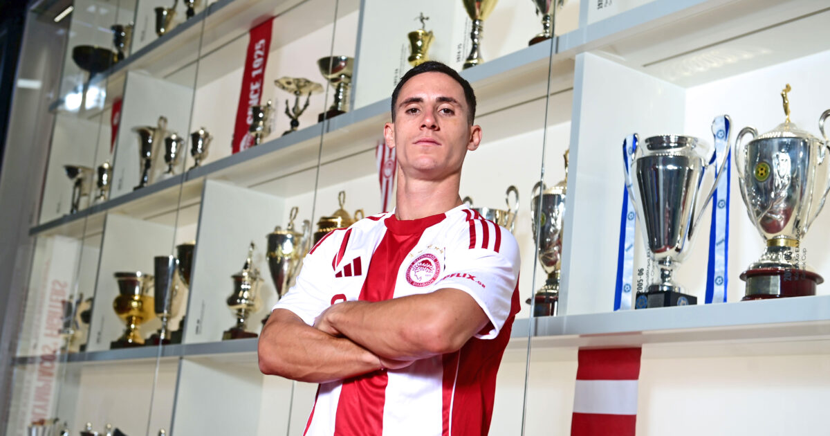 Daniel Pontense to Olympiacos fans: “Surprise me with your passion and love for me”