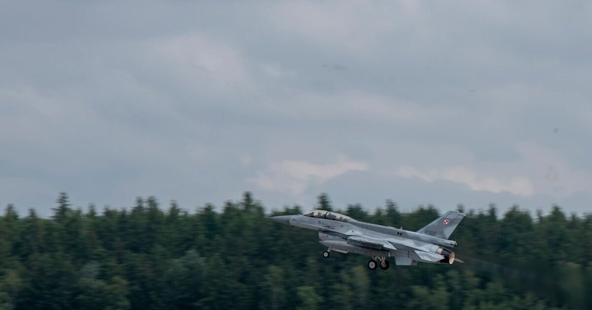 Alarm in Poland after a drone threat – fighters took off and closed Lublin Airport