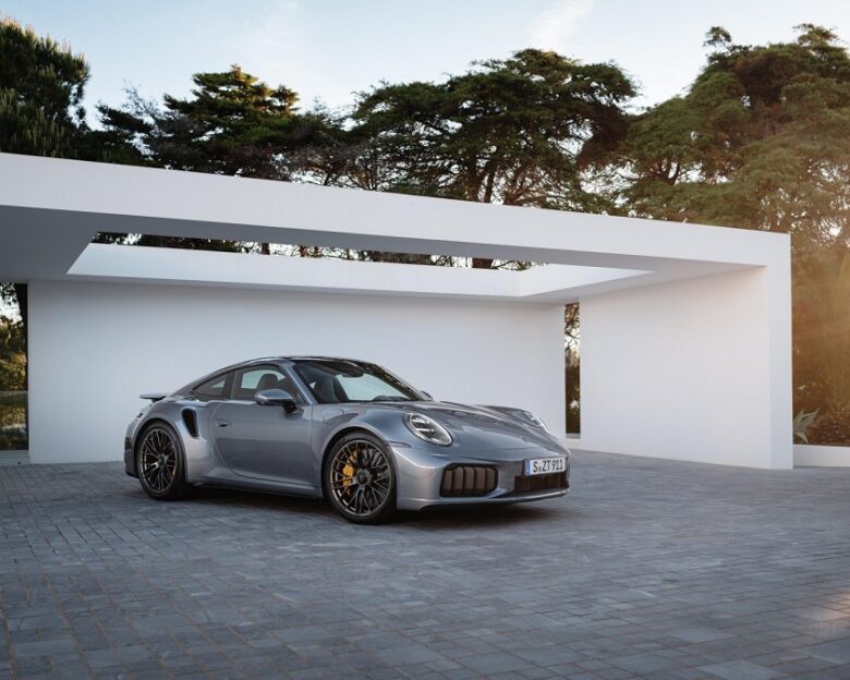 Porsche: H 911 Turbo S είναι η πιο ισχυρή 911 μέχρι σήμερα