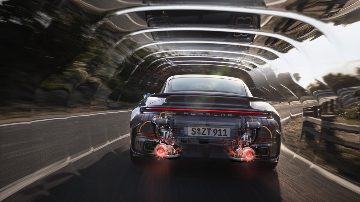 porsche-911-turbo-s
