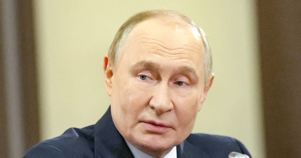 Vladimir Putin: Russia will do nuclear tests if they do other countries