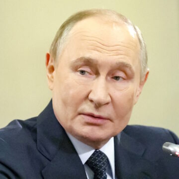 Russian President Vladimir Putin holds a meeting with leaders of the political parties represented in the State Duma, the lower house of parliament, at the Novo-Ogaryovo state residence outside Moscow, Russia September 18, 2025. Sputnik