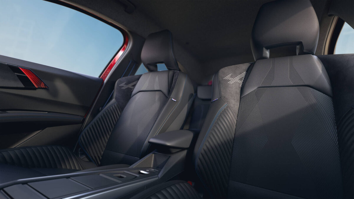 RENAULT CLIO 2025 FULL HYBRID