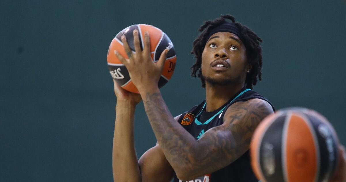 Rison Holmes: “I want to be one of Euroleague’s top center”
