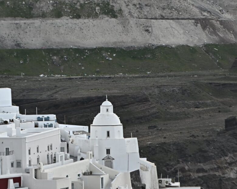 Σαντορίνη: Το ηφαίστειο προκάλεσε τους 30.000 σεισμούς – Τι αποκαλύπτει επιστημονική μελέτη