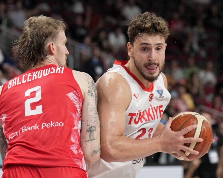 Ο Άλμπερεν Σενγκούν έγραψε ιστορία στα Eurobasket – Ο Τούρκος έγινε ο νεαρότερος παίκτης που σημειώνει triple double