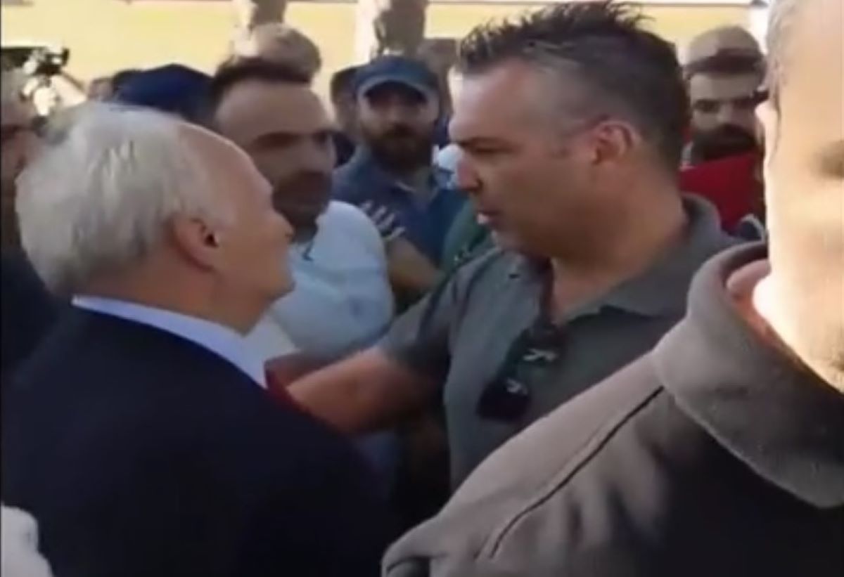 Ένταση κατά την επίσκεψη του υφυπουργού Αγροτικής Ανάπτυξης, Ιωάννη Ανδριανού στις Σέρρες