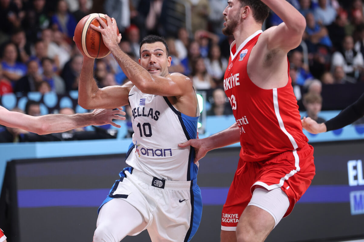 Ο Κώστας Σλούκας κόνβτρα στην Τουρκία