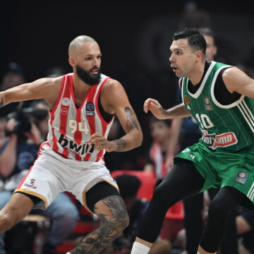 Ο Σλούκας εναντίον του Φουρνιέ σε Ολυμπιακός - Παναθηναϊκός (ΑΝΤΩΝΗΣ ΝΙΚΟΛΟΠΟΥΛΟΣ