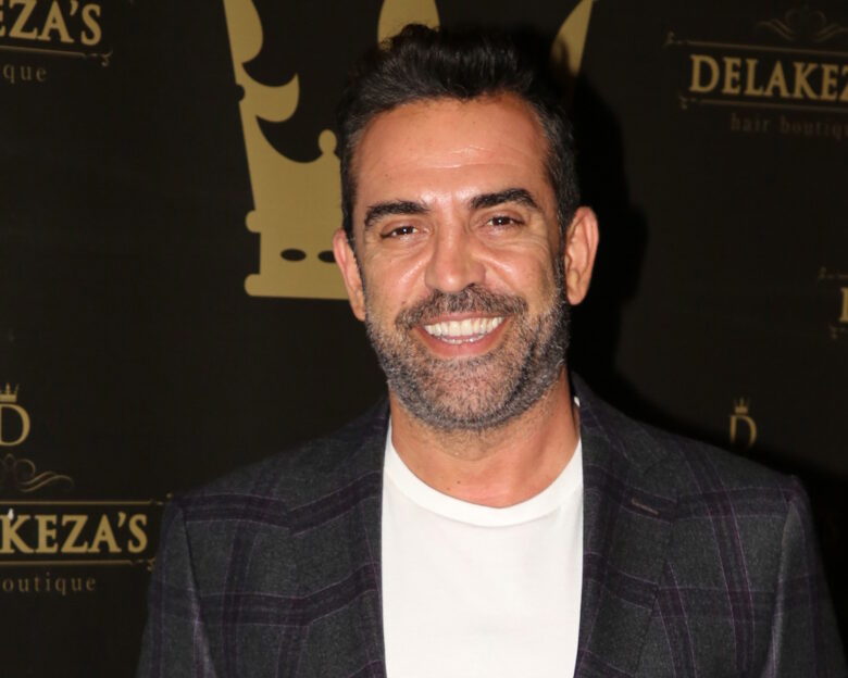 Ξέσπασε ο Στέφανος Κωνσταντινίδης: «Προσπαθεί να διαφημίσει την εκπομπή του πάνω σε πρώην παρουσιάστριά του»