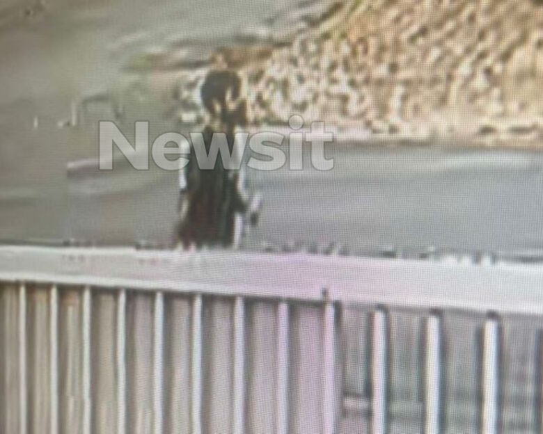 Φωτογραφίες ντοκουμέντο του 32χρονου από τον πρώτο εμπρησμό στον Υμηττό