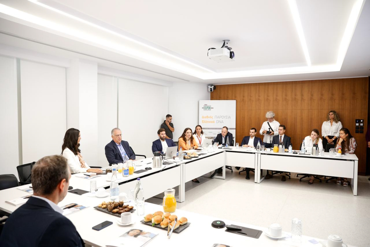 Ο υπουργός Ανάπτυξης, Τάκης Θεοδωρικάκος επισκέφθηκε τις τρεις παραγωγικές μονάδες της ελληνικής φαρμακοβιομηχανίας ELPEN στο Πικέρμι και το νέο πρότυπο κέντρο έρευνας και καινοτομίας στον τομέα της βιοϊατρικής τεχνολογίας «Athens LifeTech Park» στα Σπάτα