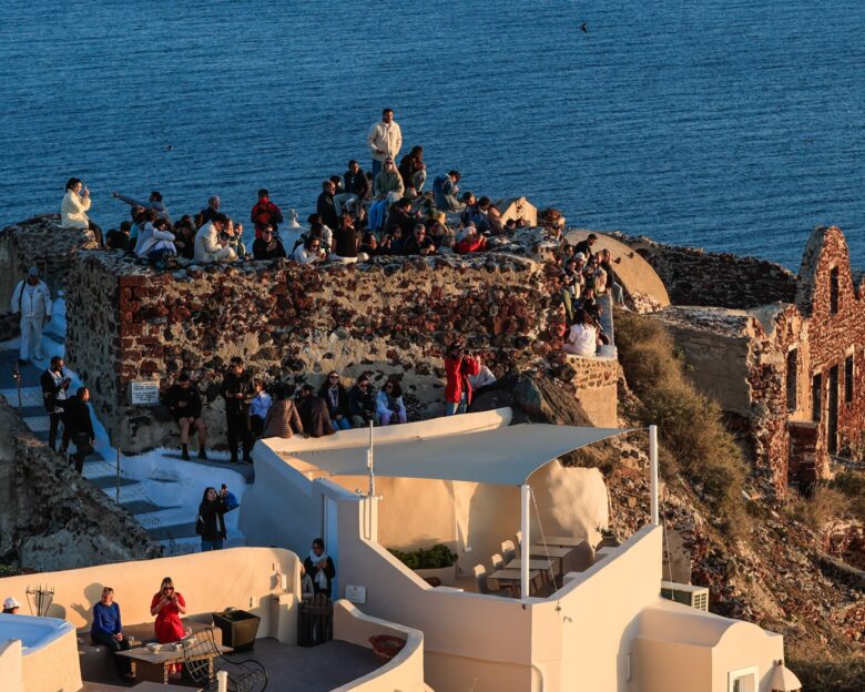 Τουρισμός: Αυξήθηκαν κατά 12,5% τα έσοδα στο επτάμηνο 2025