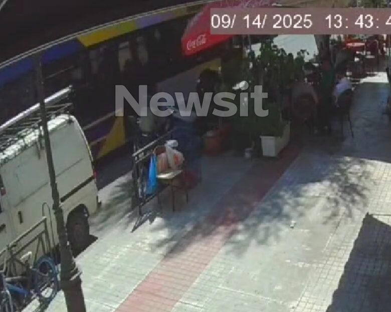 Πειραιάς: Βίντεο λίγα λεπτά πριν την επίθεση στον οδηγό του τρόλεϊ – «Με χτύπησαν με μπουνιές σε λαιμό και κεφάλι»