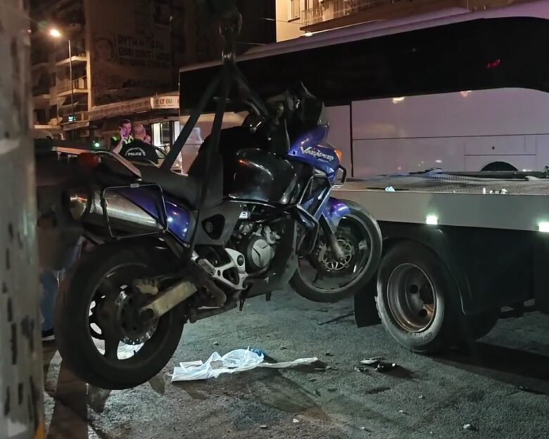 Μηχανή παρέσυρε γυναίκα στην πλατεία Αμερικής – Μεταφέρθηκε τραυματισμένη στο «Γεννηματάς»