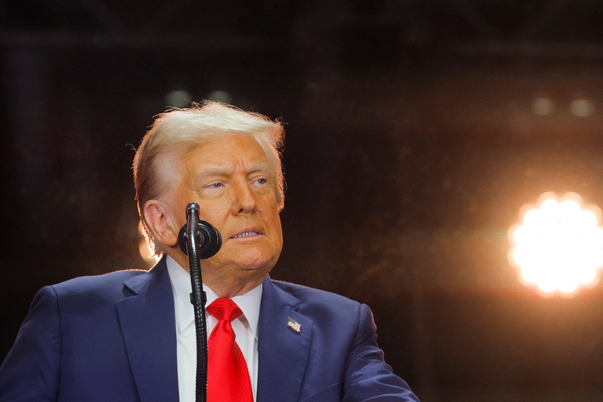 U.S. President Donald Trump delivers remarks during a memorial service for slain conservative commentator Charlie Kirk at State Farm Stadium, in Glendale, Arizona, U.S., September 21, 2025.  REUTERS/Brian Snyder