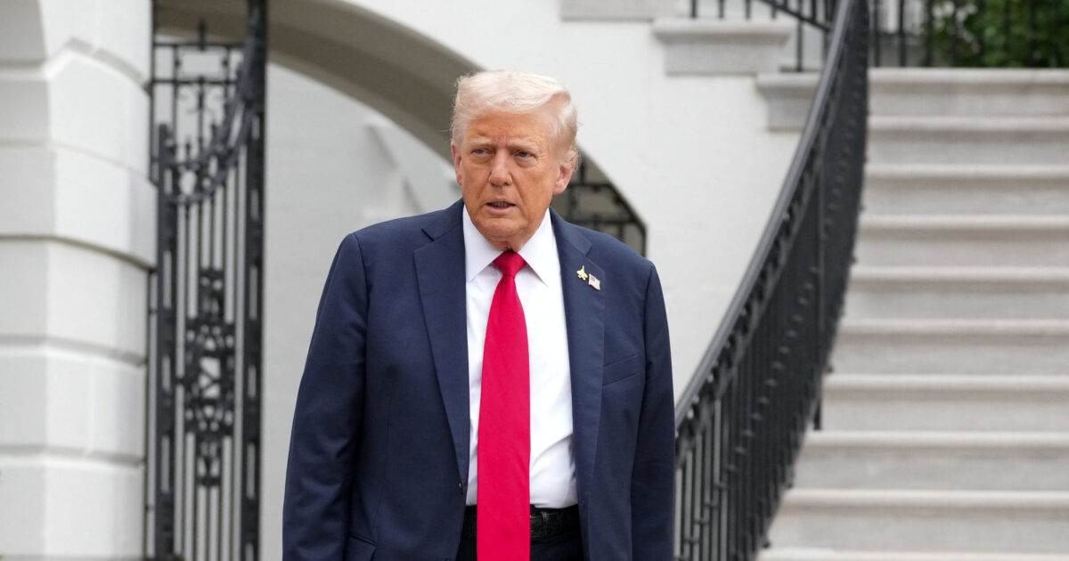 What does federal shutdown in US mean to American economy