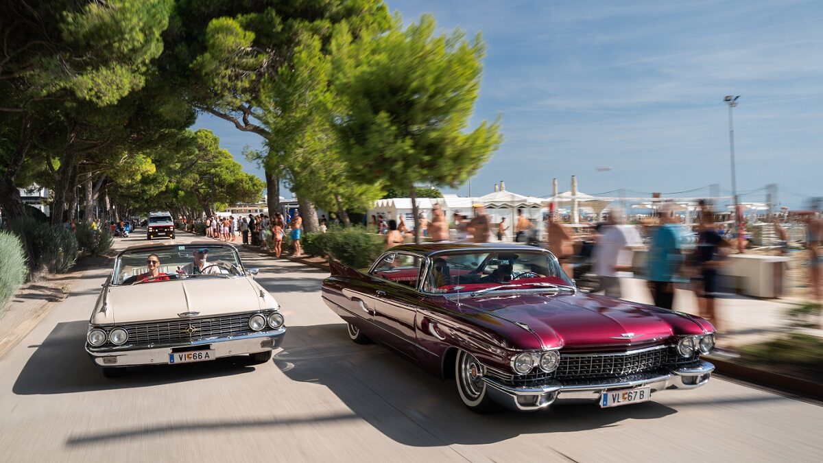 us-car-on-the-beach-2025
