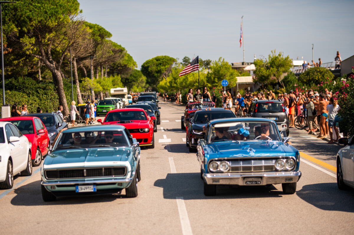 us-car-on-the-beach-2025