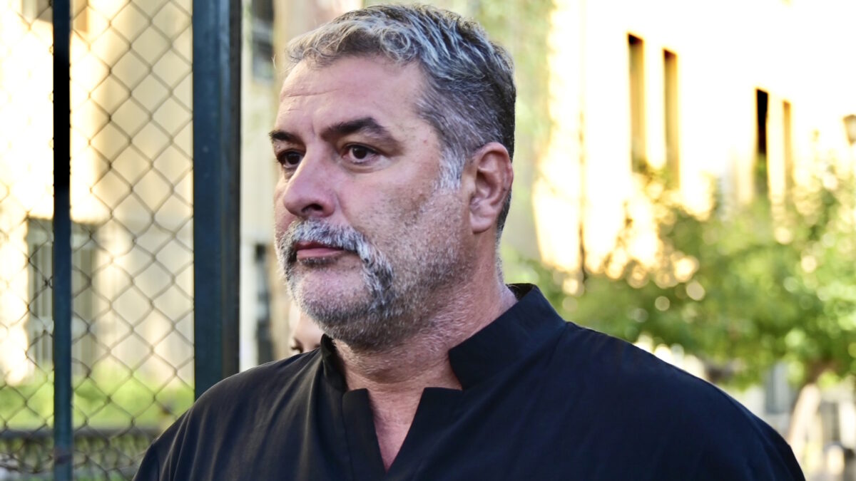 Βασίλης Μπισμπίκης