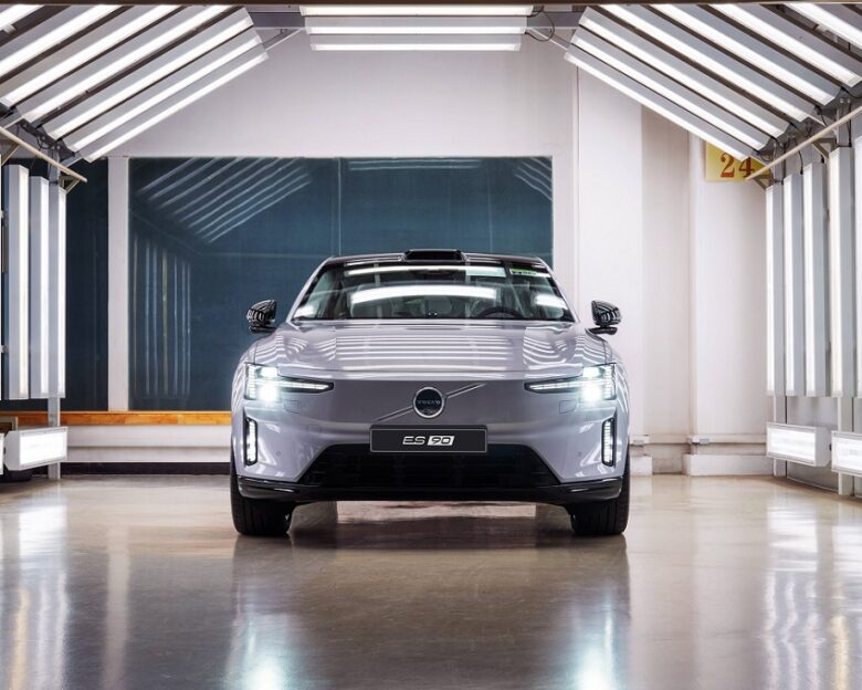 Volvo: Ξεκίνησε η παραγωγή του νέου, πλήρως ηλεκτρικού Volvo ES90