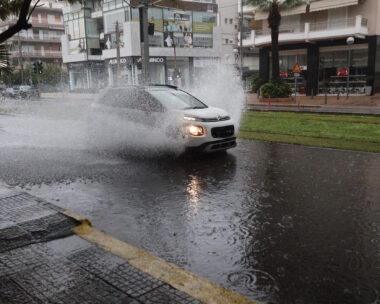 Πλημμυρισμένοι δρόμοι