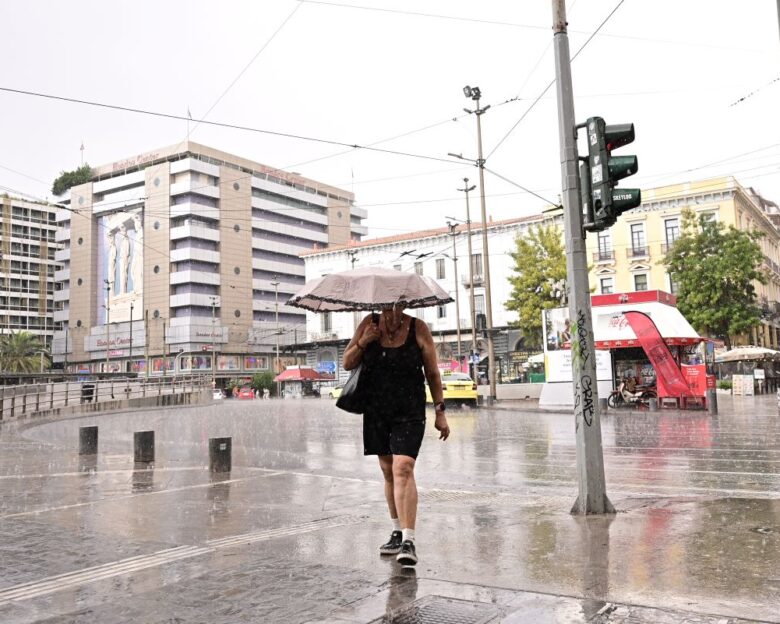 Καιρός: Ισχυρές βροχές και καταιγίδες σε Ιόνιο και δυτική Ελλάδα – Έκτακτο δελτίο επιδείνωσης από την ΕΜΥ