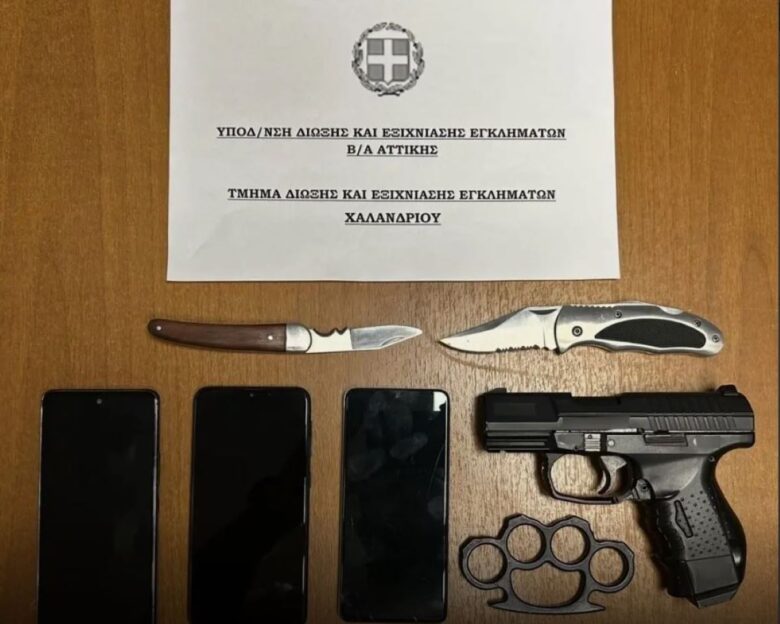 Χαλάνδρι: Χειροπέδες σε 25χρονο για παιδική πορνογραφία – Απειλούσε ανήλικες για να του δώσουν γυμνές φωτογραφίες και βίντεο