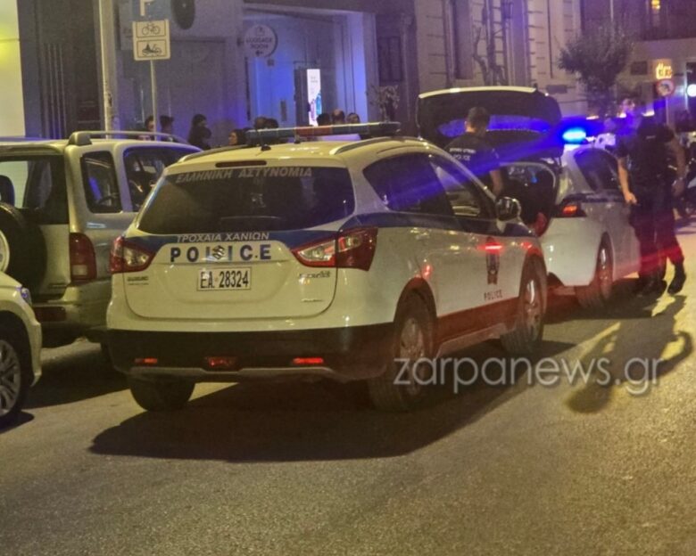 Χανιά: Μεθυσμένοι Αμερικανοί στρατιωτικοί πιάστηκαν στα χέρια και έσπασαν αυτοκίνητο – Δείτε φωτογραφίες