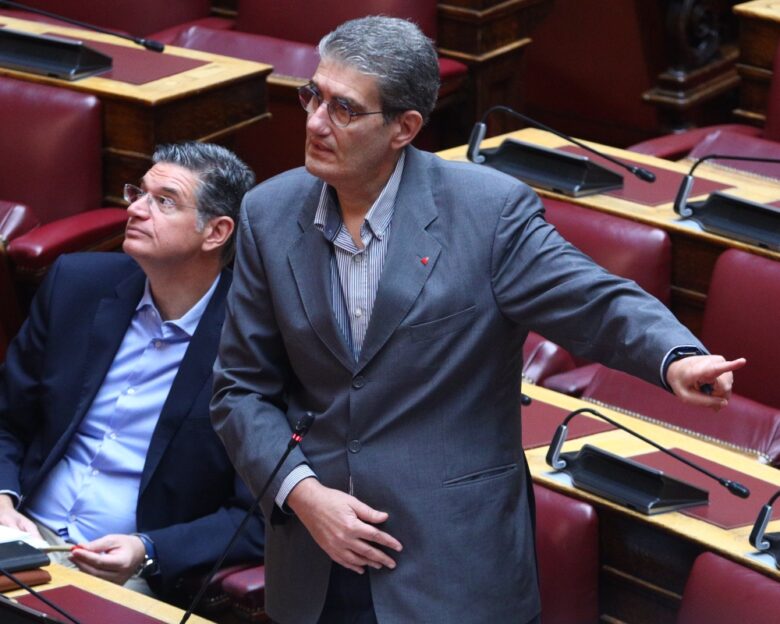 Άναψε φωτιές ο Χρήστος Γιαννούλης: «Πρέπει να αποφασίσουμε αν είμαστε με τον ΣΥΡΙΖΑ ή με τον Τσίπρα»
