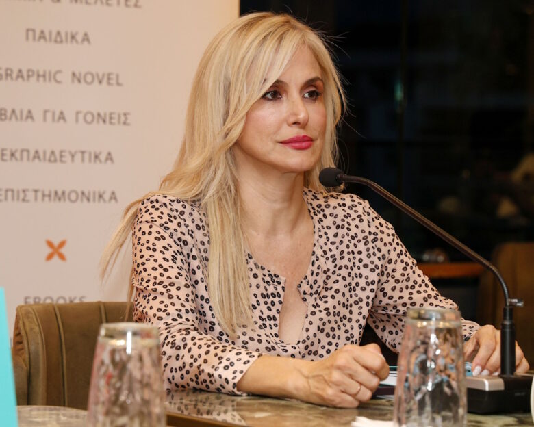 Ζωή Κρονάκη: «Ο γιατρός μου έλεγε ότι έχω 2% πιθανότητες να αποκτήσω παιδί, σκέφτηκα την εξωσωματική»