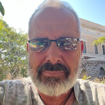 Άνδρας