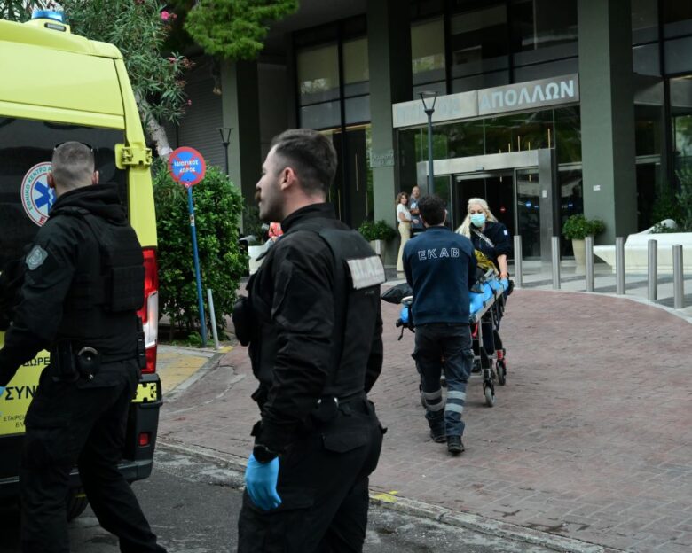 Αμπελόκηποι: Ο 44 χρονος έπινε καφέ και «βούτηξε» στο κενό από τον 24ο όροφο του πύργου «Απόλλων» μετά από τηλεφώνημα που δέχτηκε