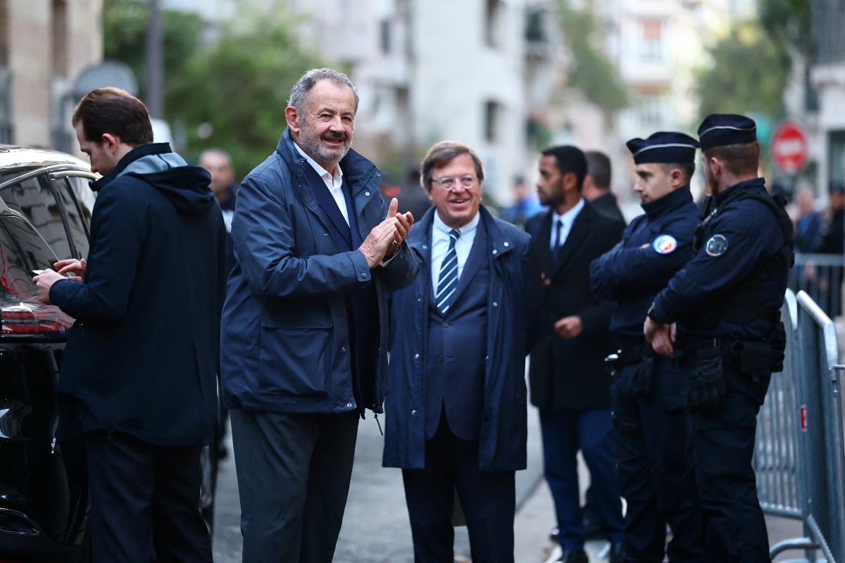 Ο αδεφός του Νικολά Σαρκοζί