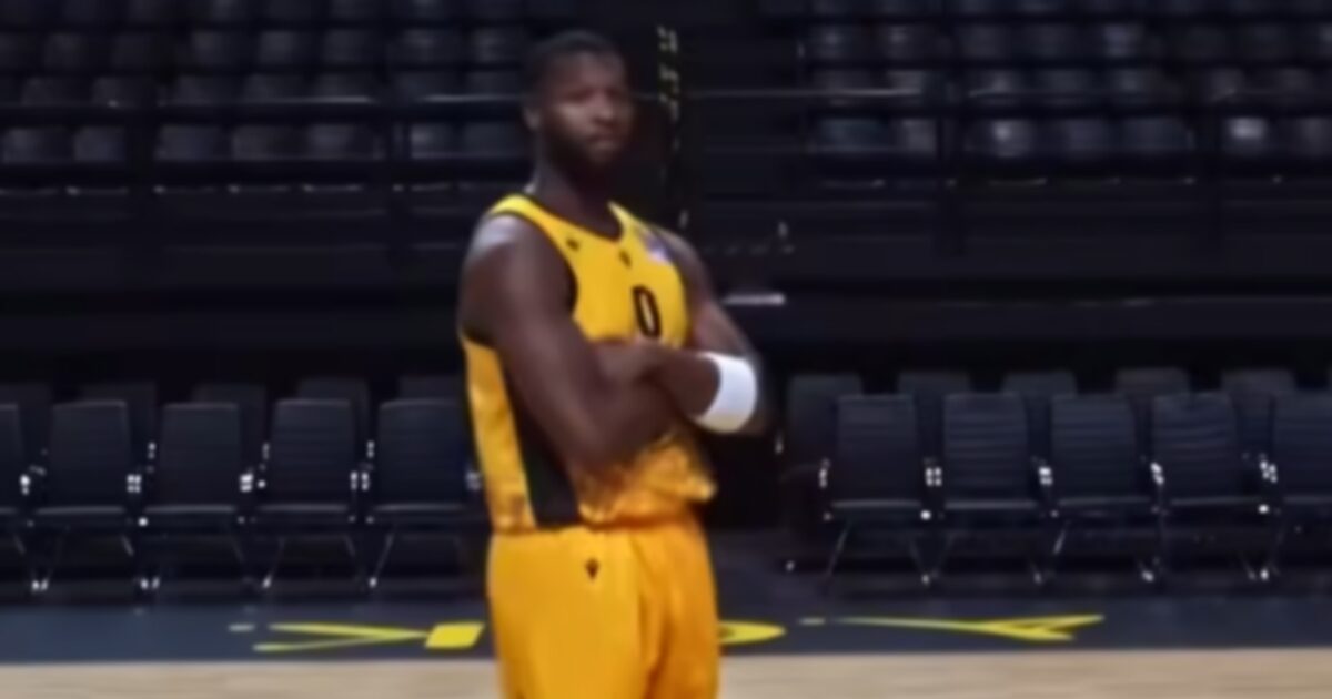 AEK presented its new jersey for the 2025-26 season