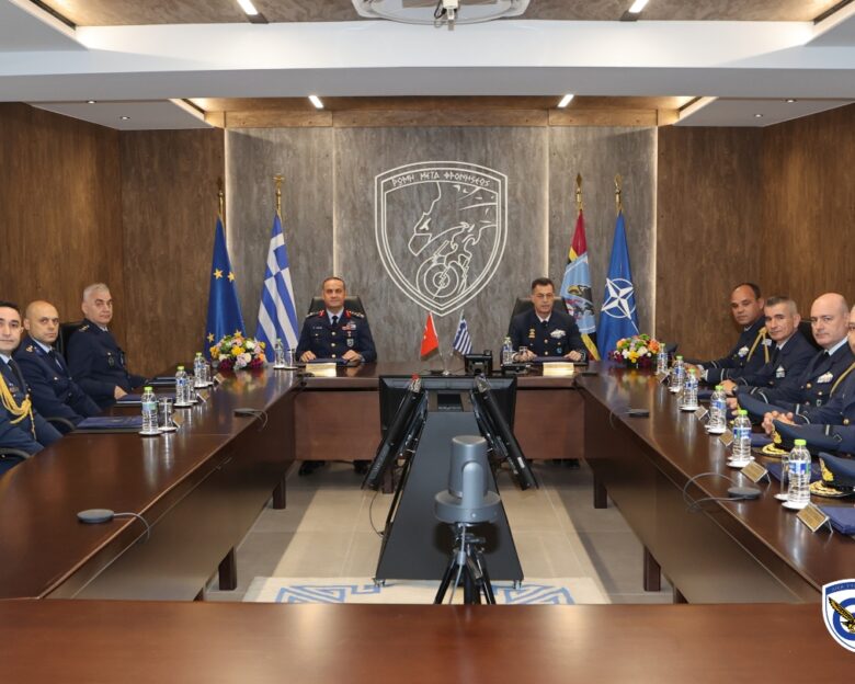 Ελληνοτουρκικές σχέσεις: Ο διοικητής της Turkish Combat Airforce στο Αρχηγείο Τακτικής Αεροπορίας