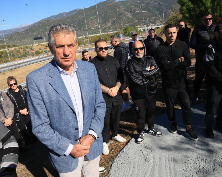 ΠΑΟΚ: Το ετήσιο μνημόσυνο για τα θύματα του 1999 στα Τέμπη