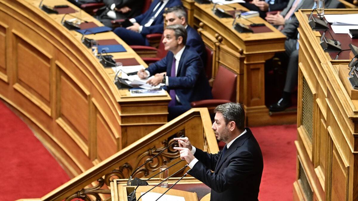Ο Νίκος Ανδρουλάκης κατά τη χθεσινή μάχη στη Βουλή