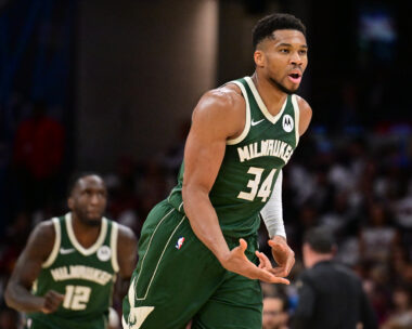 Ο Γιάννης Αντετοκούνμπο κόντρα στους Καβαλίερς