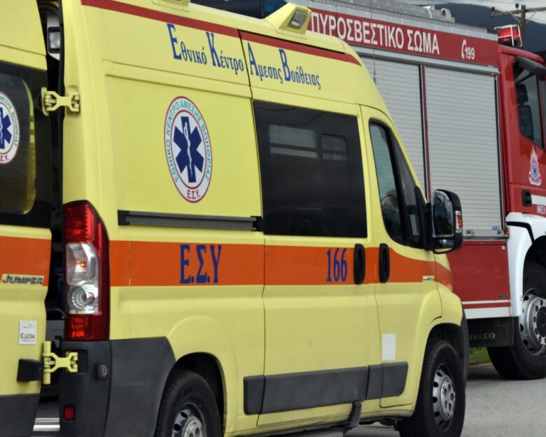 Τροχαίο δυστύχημα στο Μενίδι: Νεκρή 46χρονη οδηγός μετά από ανατροπή του αυτοκινήτου της