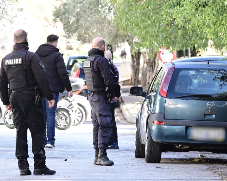 Μεγάλη επιχείρηση του ελληνικού FBI για εγκληματική οργάνωση που εκμεταλλεύονταν αλλοδαπούς – 6 συλλήψεις και 170 προσαγωγές