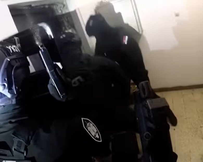 Ούρος Νίκολιτς: Video με το ντου της αστυνομίας για τη σύλληψη του διαιτητή της Euroleague και μελών εγκληματικής οργάνωσης