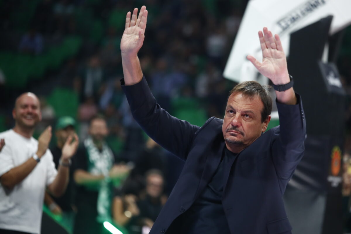 Ο Αταμάν στο παιχνίδι με την Μπάγερν (ΣΤΕΛΙΟΣ ΣΤΕΦΑΝΟΥ
