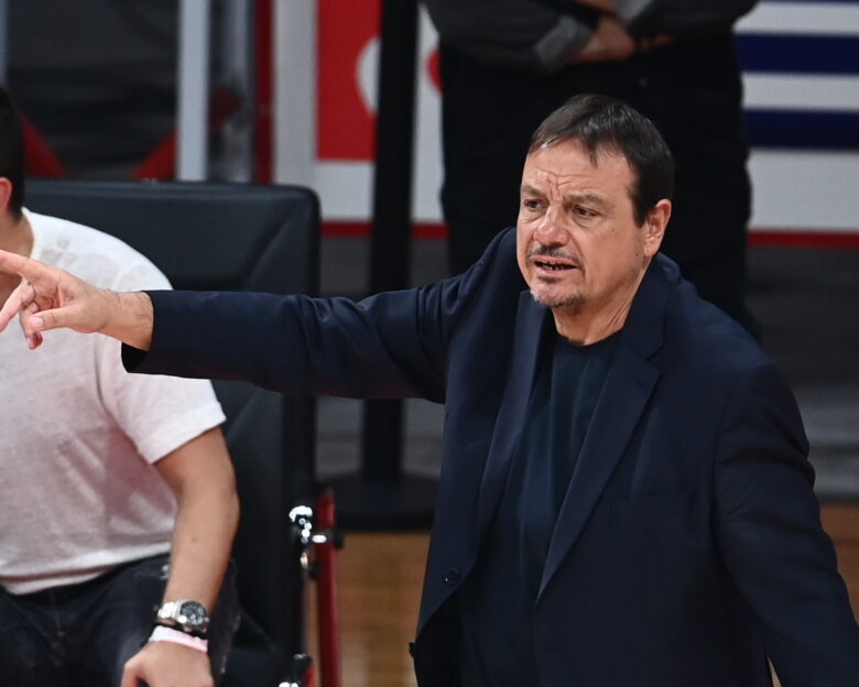 Αταμάν μετά το Ολυμπιακός – Παναθηναϊκός: «Χάσαμε πολλές ευκαιρίες να νικήσουμε, εξαιρετικός ο Σορτς»