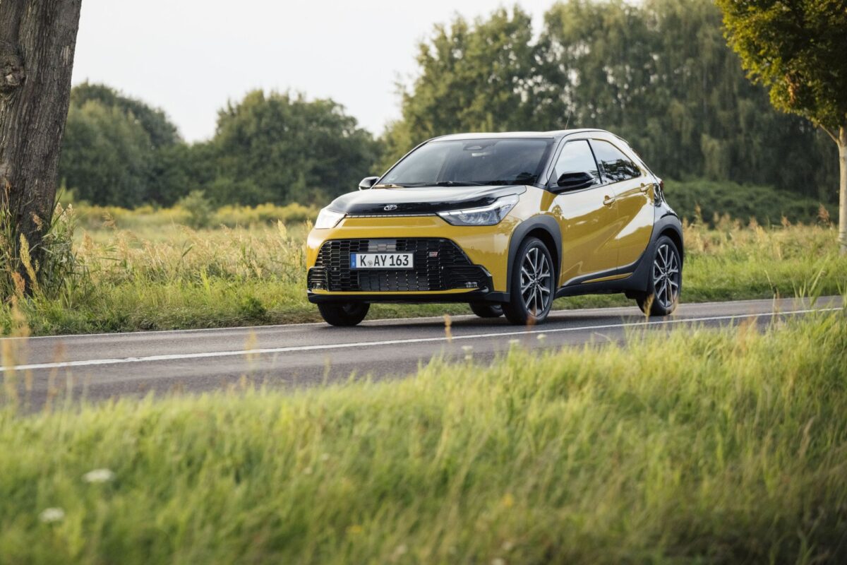 aygo-x-gr-sport-hybrid
