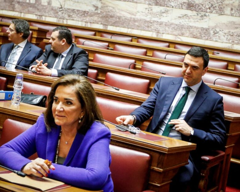 Βασίλης Κικίλιας: Η απάντηση στη Ντόρα Μπακογιάννη για την ΕΔΕ στο λιμενάρχη Χανίων – «Η ανθρωπιά δεν είναι άλλοθι για συγκάλυψη»